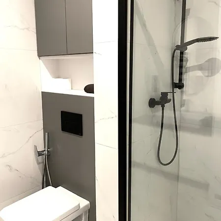 Apartment Rr